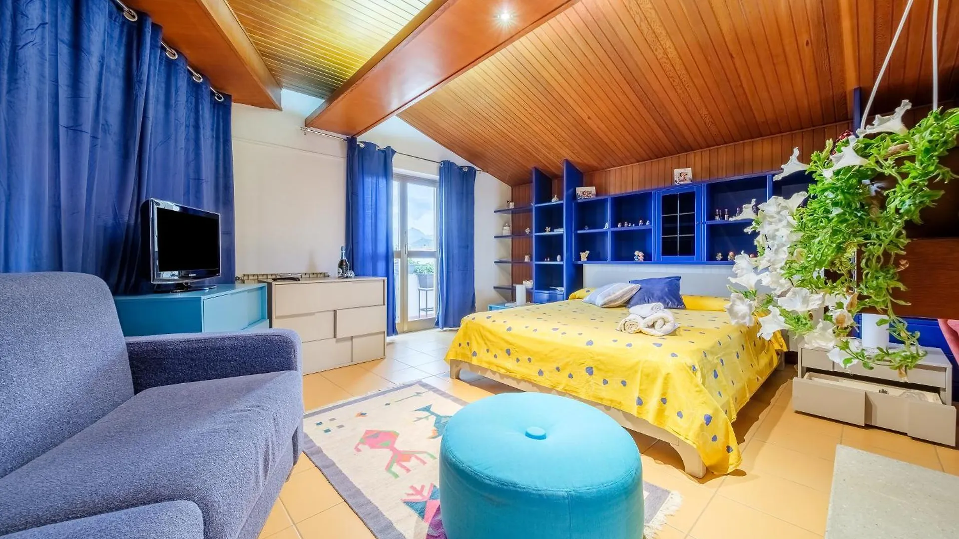Casa Aurora Villa Pace Del Mela Holiday home
